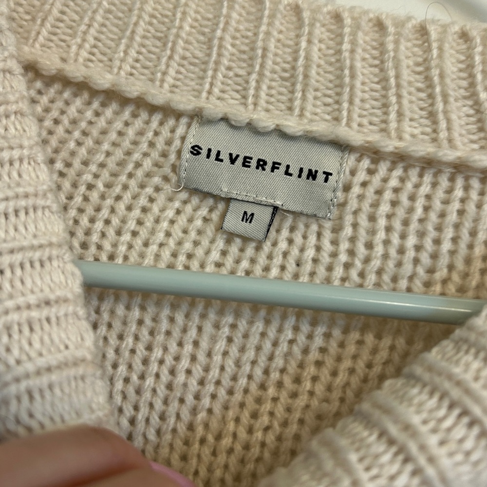 Silverflint Elegant Beige Knit Sweater - Picture 2 of 3
